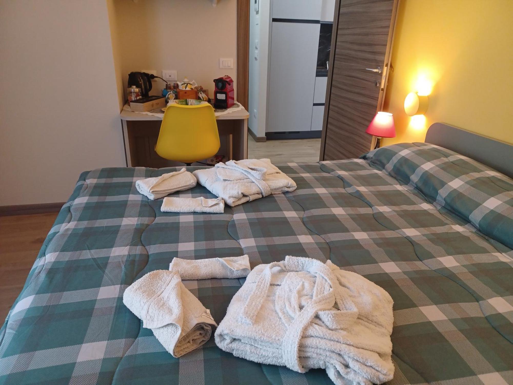 Donna Di Coppe Apartment Torre Boldone Eksteriør billede